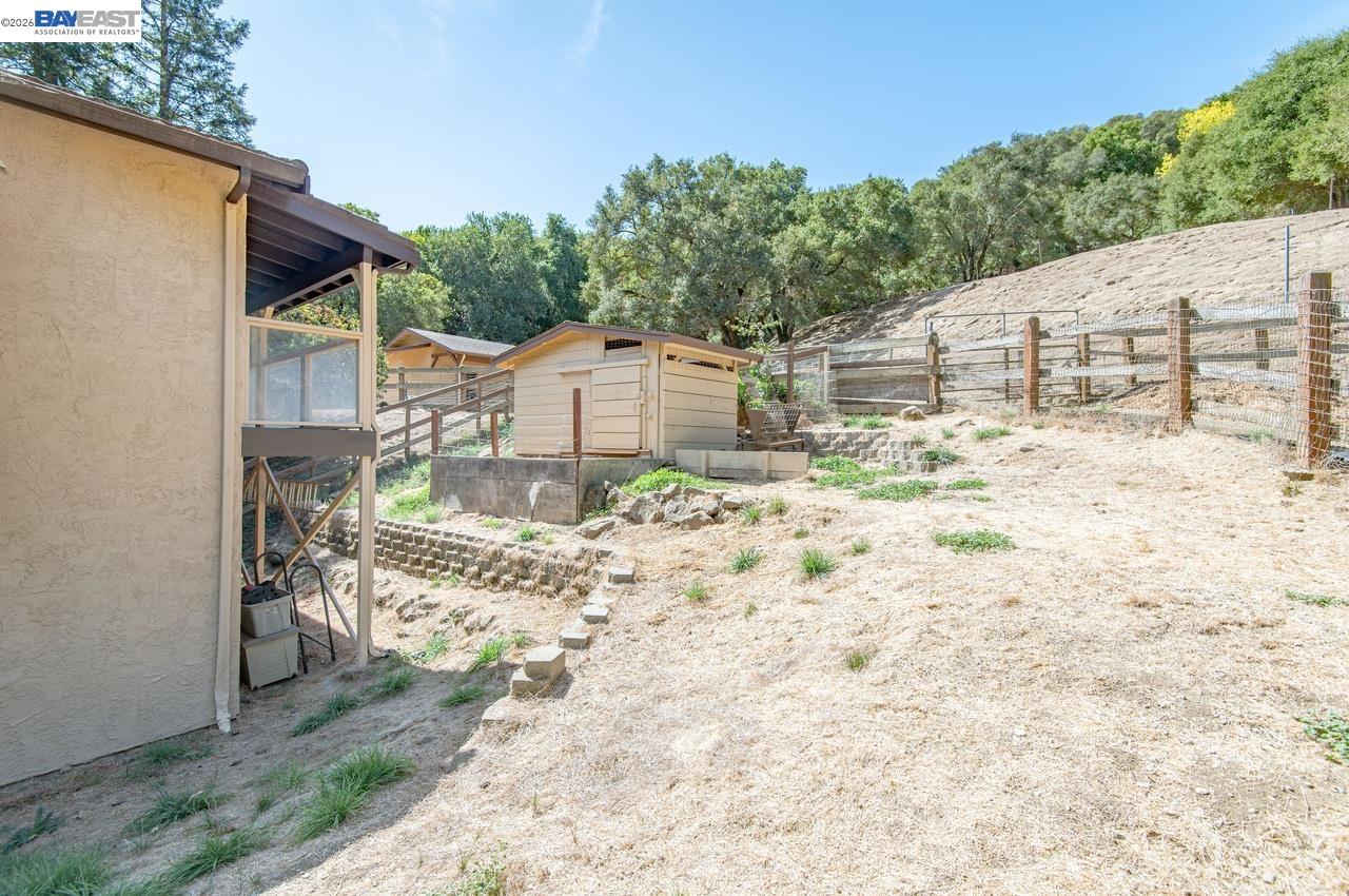 35575 Palomares Road Castro Valley, CA 94552 - Photo 56 of 85 Gallery Image 56