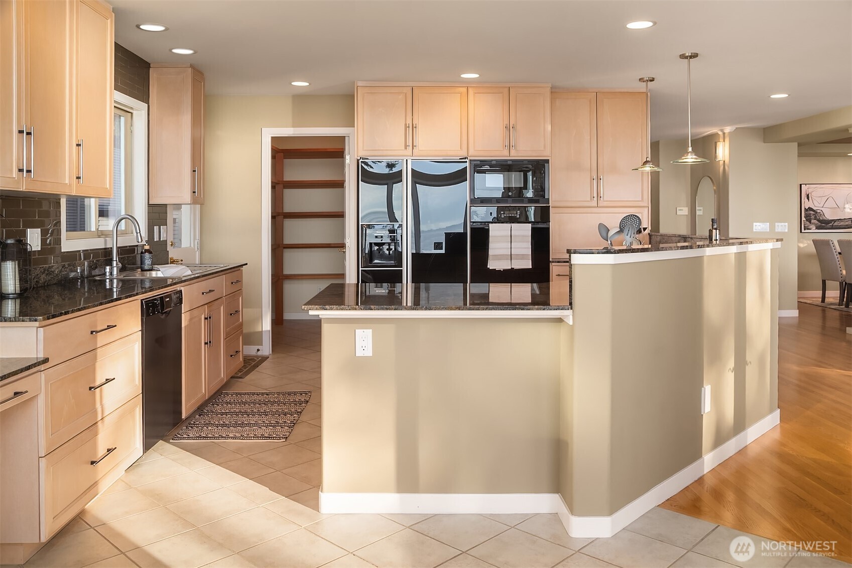 9311 Olympic View Drive Edmonds, WA 98020 - Photo 14 of 38