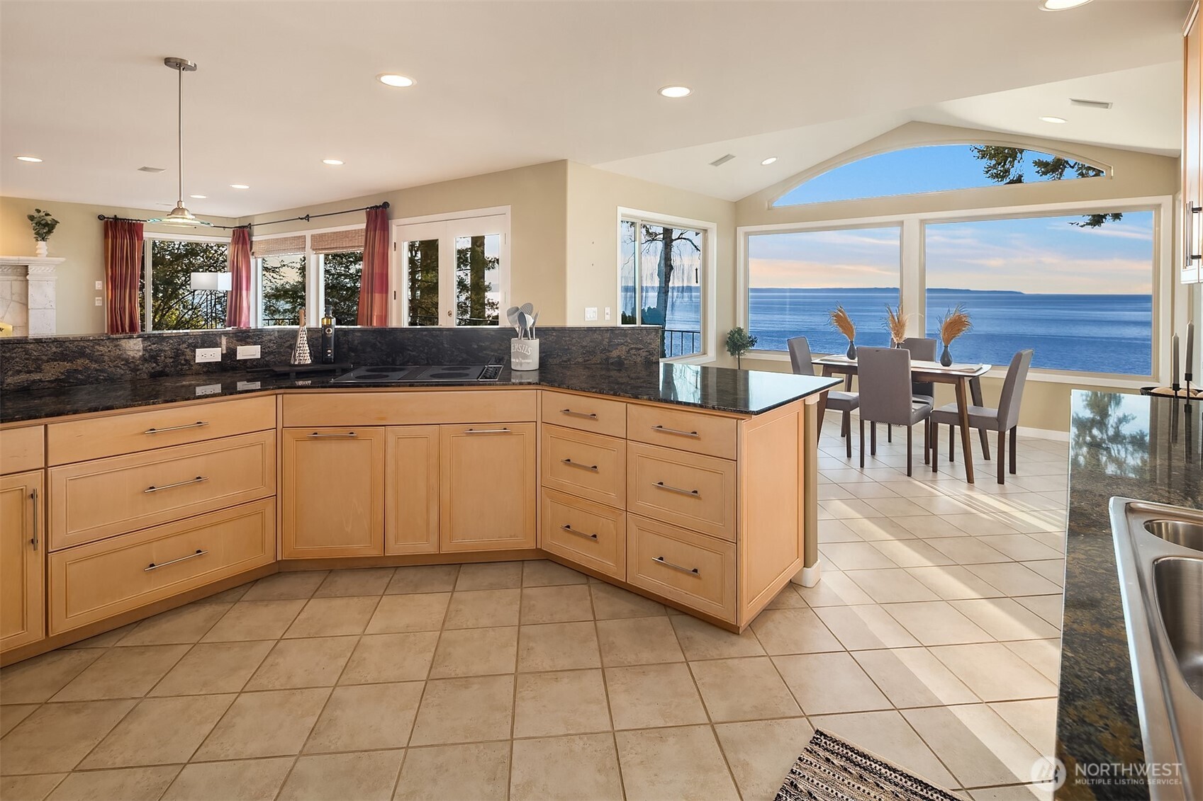 9311 Olympic View Drive Edmonds, WA 98020 - Photo 16 of 38