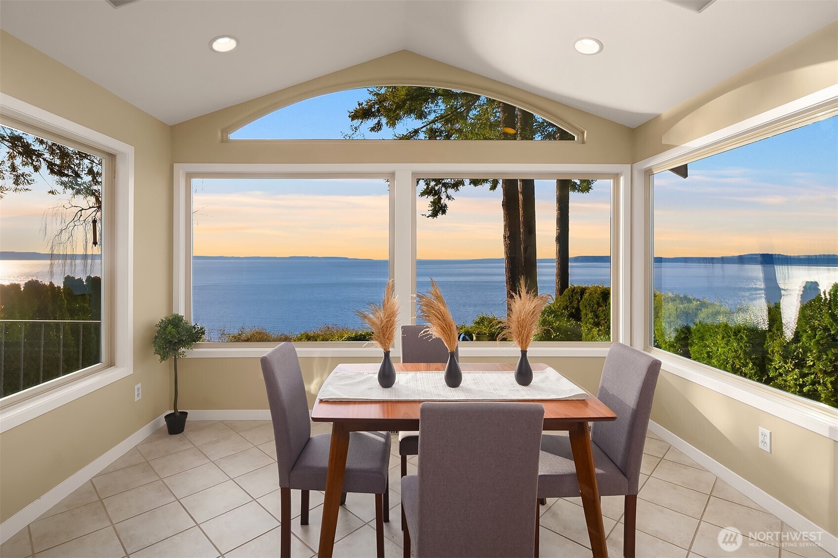 9311 Olympic View Drive Edmonds, WA 98020 - Photo 17 of 38