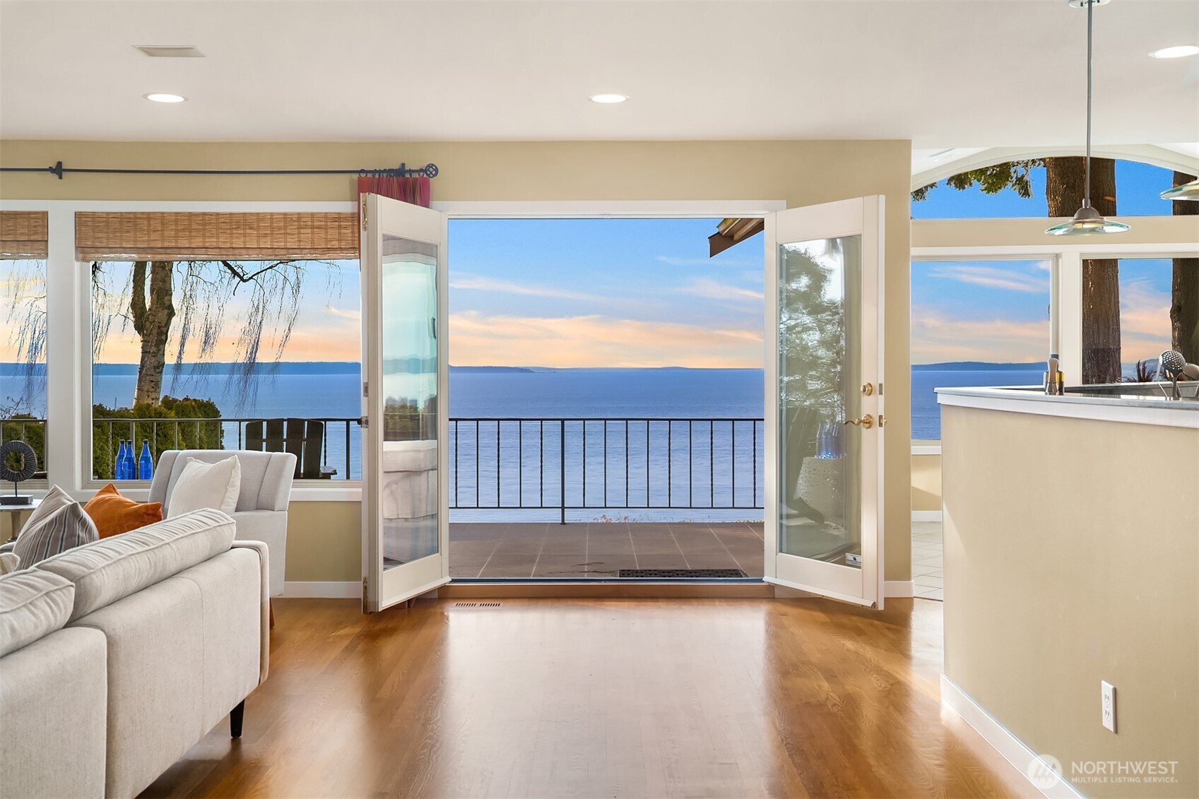 9311 Olympic View Drive Edmonds, WA 98020 - Photo 6 of 38