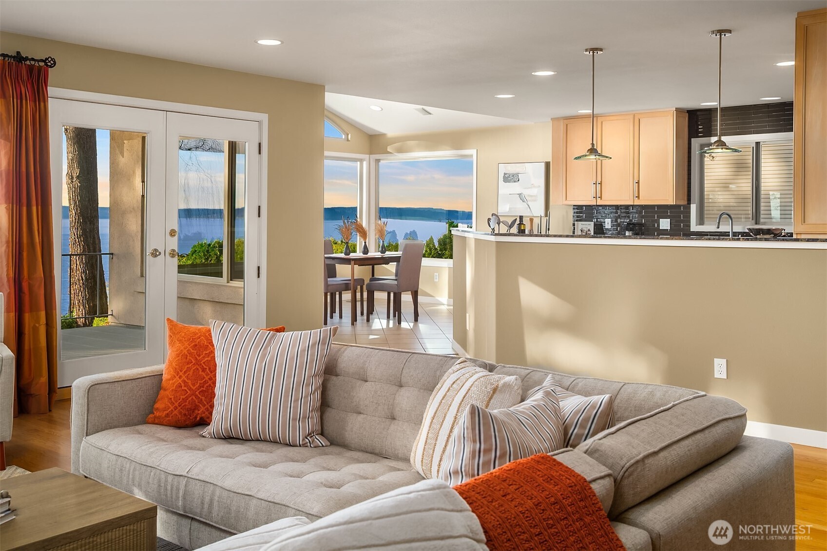 9311 Olympic View Drive Edmonds, WA 98020 - Photo 9 of 38