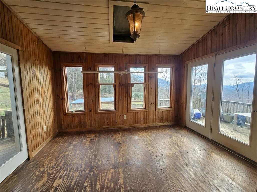 480 Schoolhouse Ridge Boone, NC 28607 - Photo 23 of 48