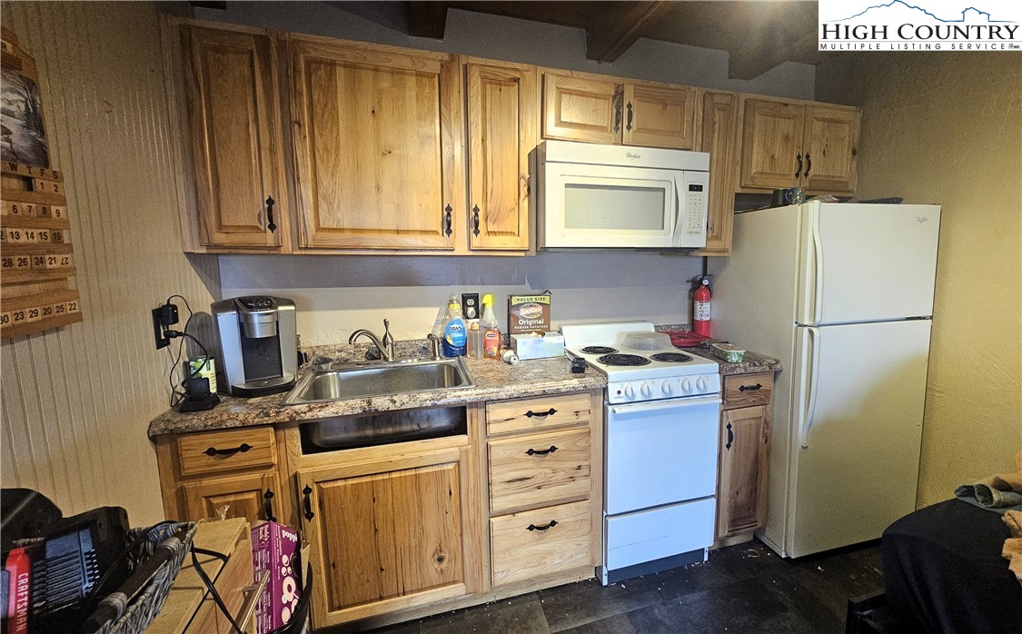 480 Schoolhouse Ridge Boone, NC 28607 - Photo 35 of 48