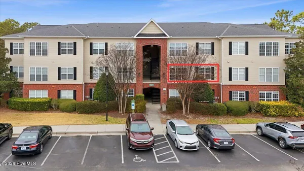 $226,900 | 1521 Cadfel Court, Unit 201, Wilmington, NC 28412