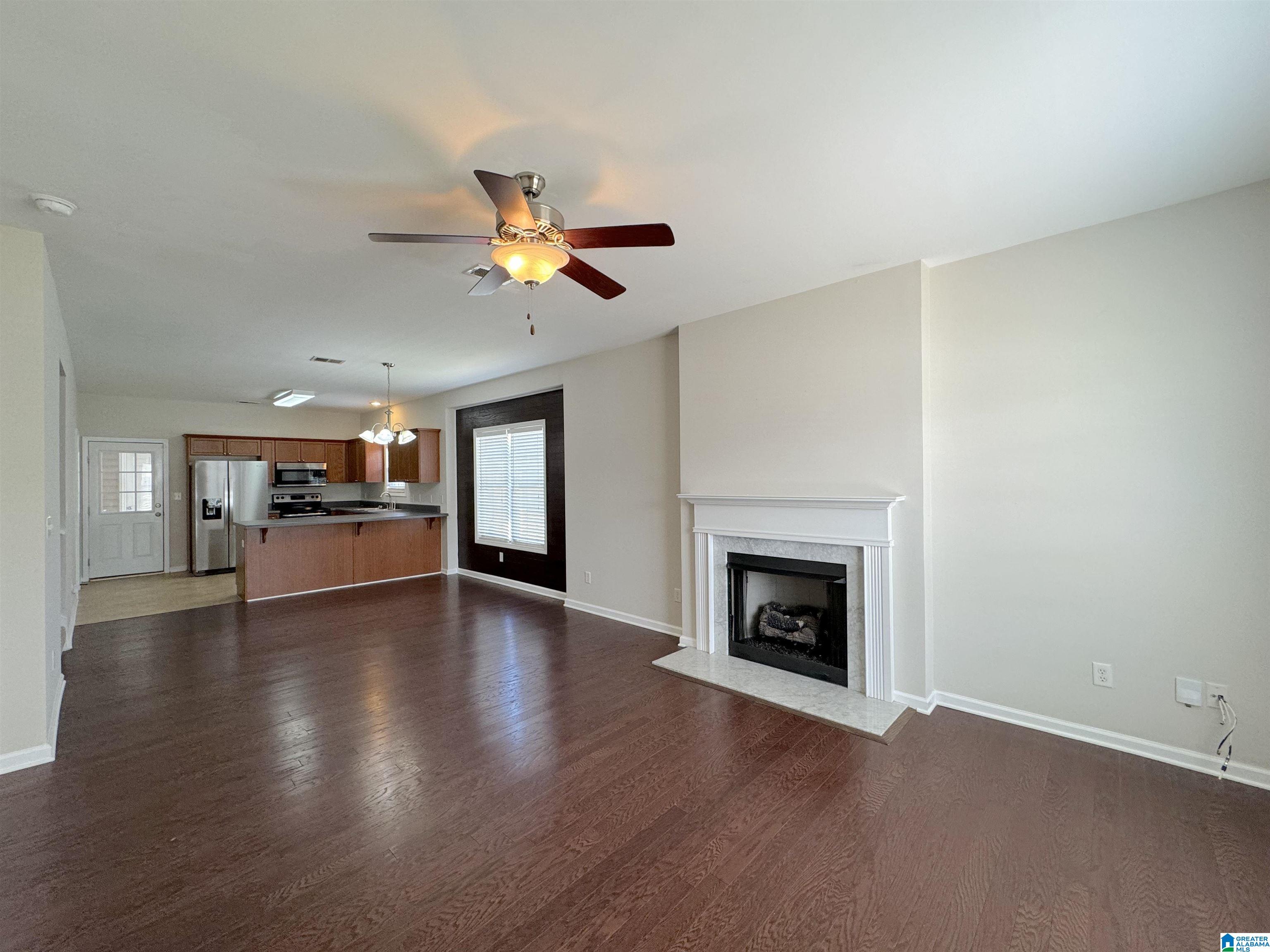 2185 Village Lane Calera, AL 35040 - Photo 5 of 39