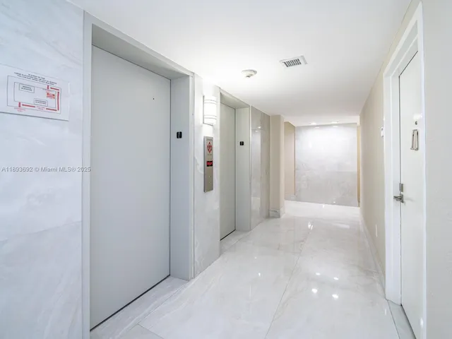 $3,800 | 2401 South Ocean Drive, Unit 1201, Hollywood, FL 33019