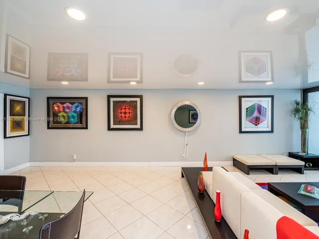 $3,800 | 2401 South Ocean Drive, Unit 1201, Hollywood, FL 33019