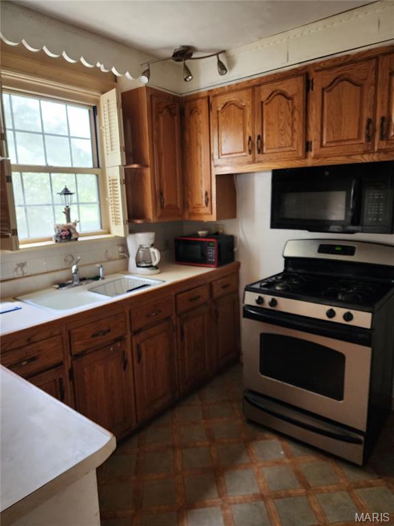 3028 Roland Avenue Belleville, IL 62226 - Photo 8 of 17