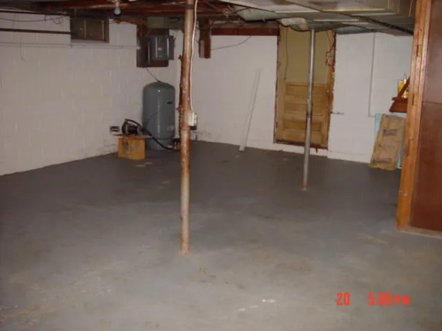 $204,999 | 5680 Trailer Park Drive, Jackson, MI 49201