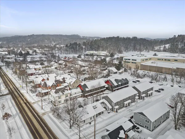 $267,000 | 13 B Gardner Lane, Waterbury, VT 05676