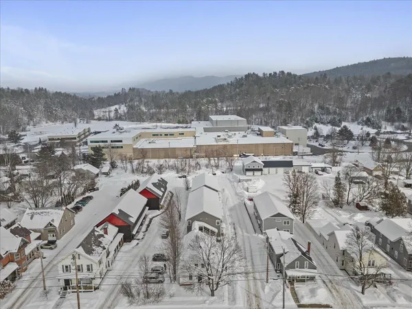 $267,000 | 13 B Gardner Lane, Waterbury, VT 05676