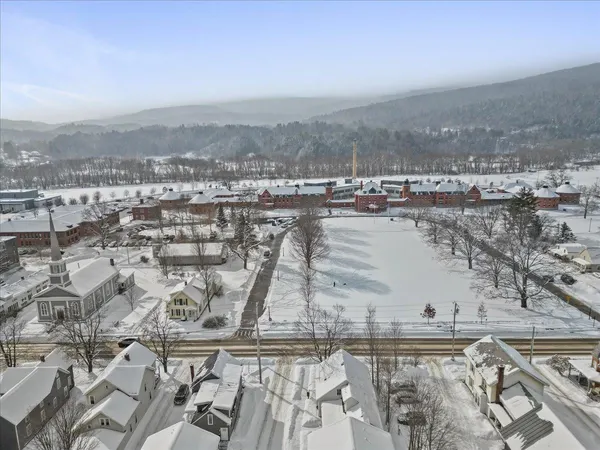 $267,000 | 13 B Gardner Lane, Waterbury, VT 05676