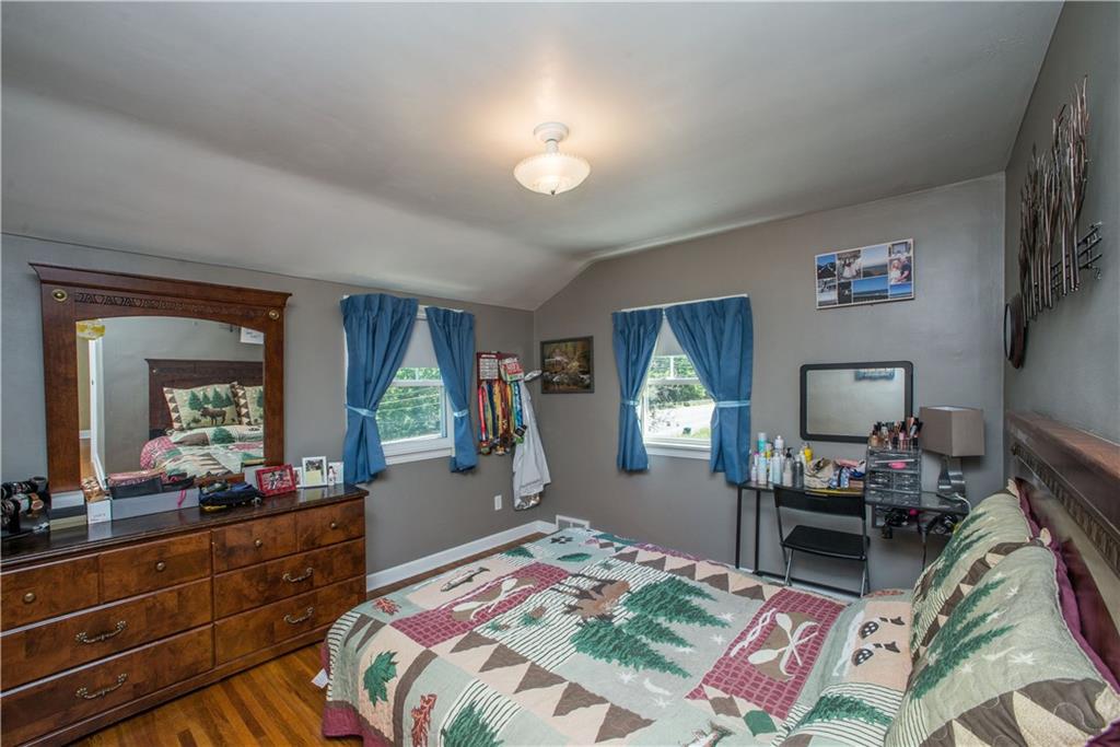 245 Gilkeson Road Pittsburgh, PA 15228 - Photo 13 of 25 Gallery Image 13
