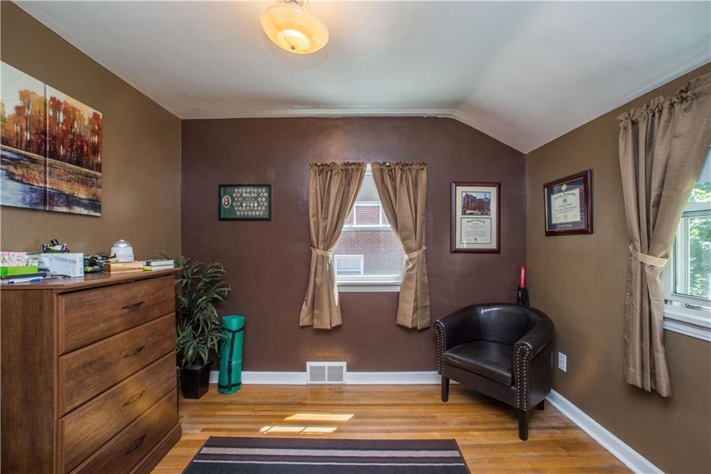 245 Gilkeson Road Pittsburgh, PA 15228 - Photo 15 of 25 Gallery Image 15