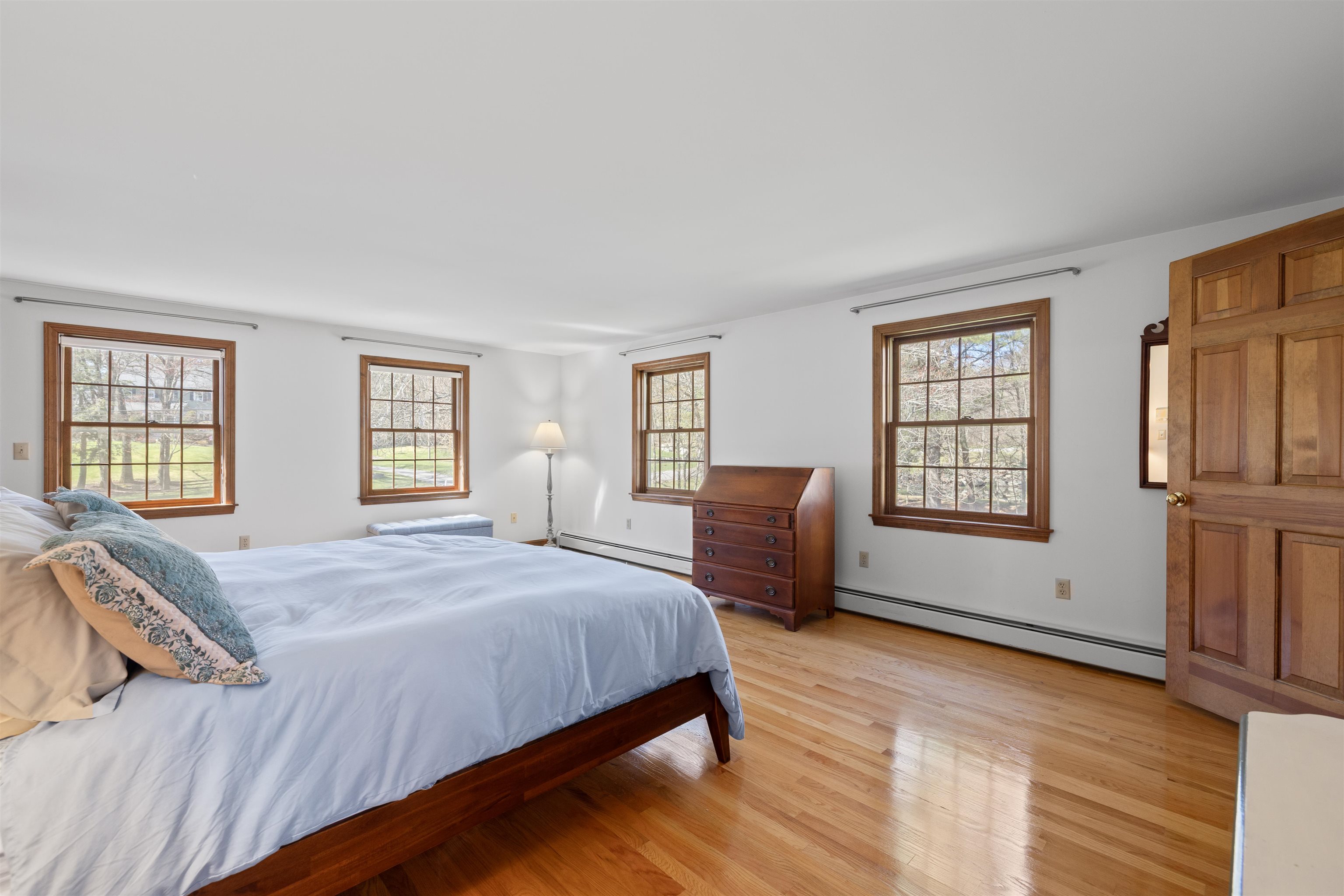 60 Cambridge Road Hampstead, NH 03841 - Photo 13 of 33