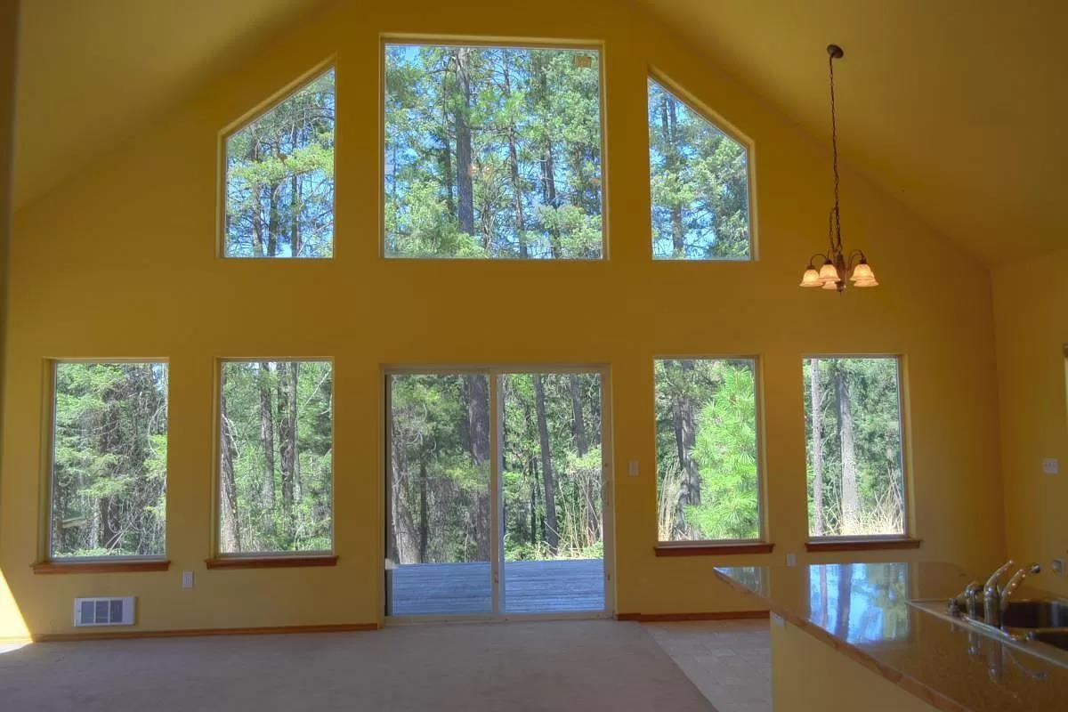 13319 East Randall Road Mead, WA 99021 - Photo 4 of 15 Gallery Image 4
