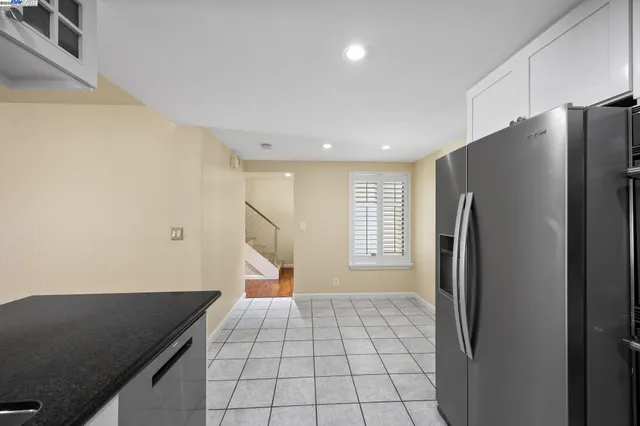 $825,000 | 34 Chimney Rock, Oakland, CA 94605