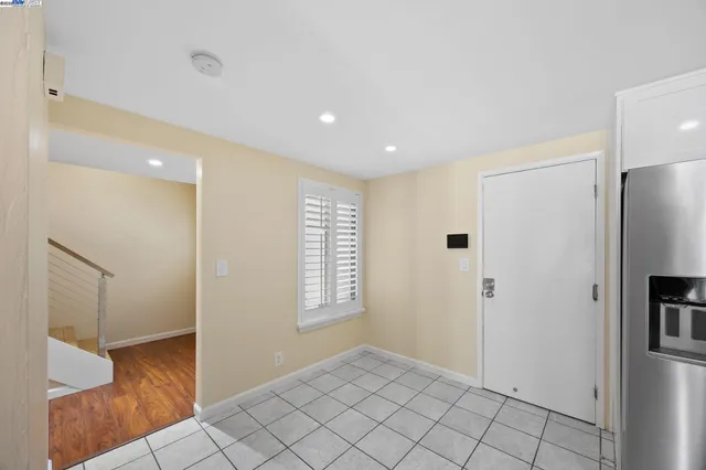 $825,000 | 34 Chimney Rock, Oakland, CA 94605