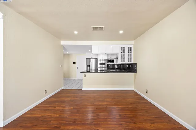 $825,000 | 34 Chimney Rock, Oakland, CA 94605