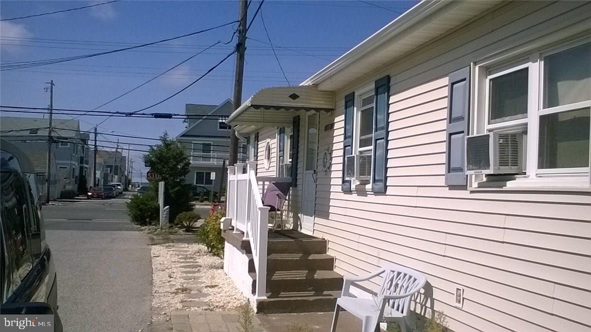 13 East Rutherford Lane Lavallette, NJ 08735 - Photo 5 of 28