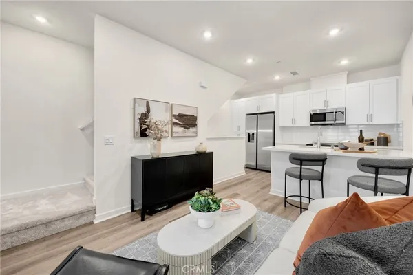 $549,990 | 1954 Avenida Del Sol, Placentia, CA 92870