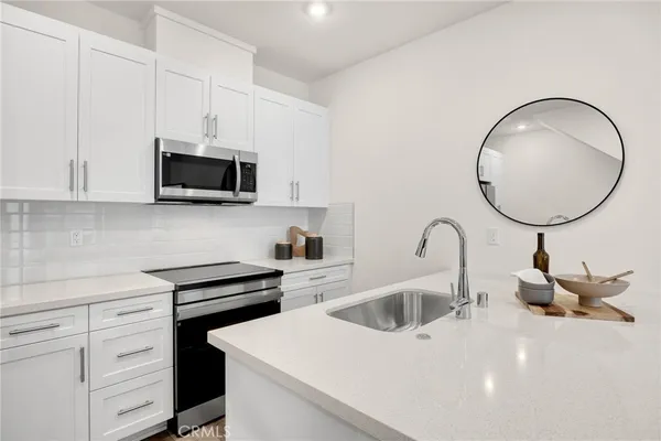 $549,990 | 1954 Avenida Del Sol, Placentia, CA 92870