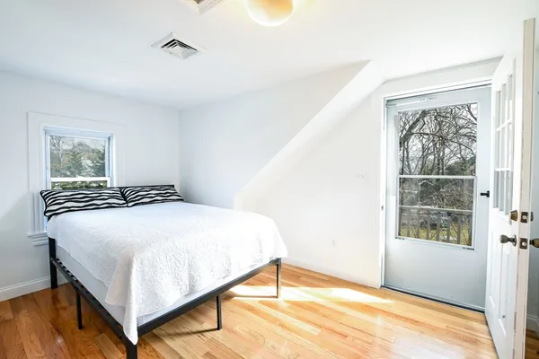 $325,000 | 16 Lt Hauser Lane, Unit 3, Falmouth, MA 02540