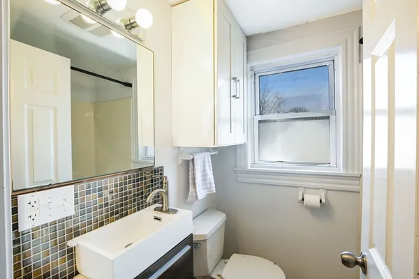 $325,000 | 16 Lt Hauser Lane, Unit 3, Falmouth, MA 02540