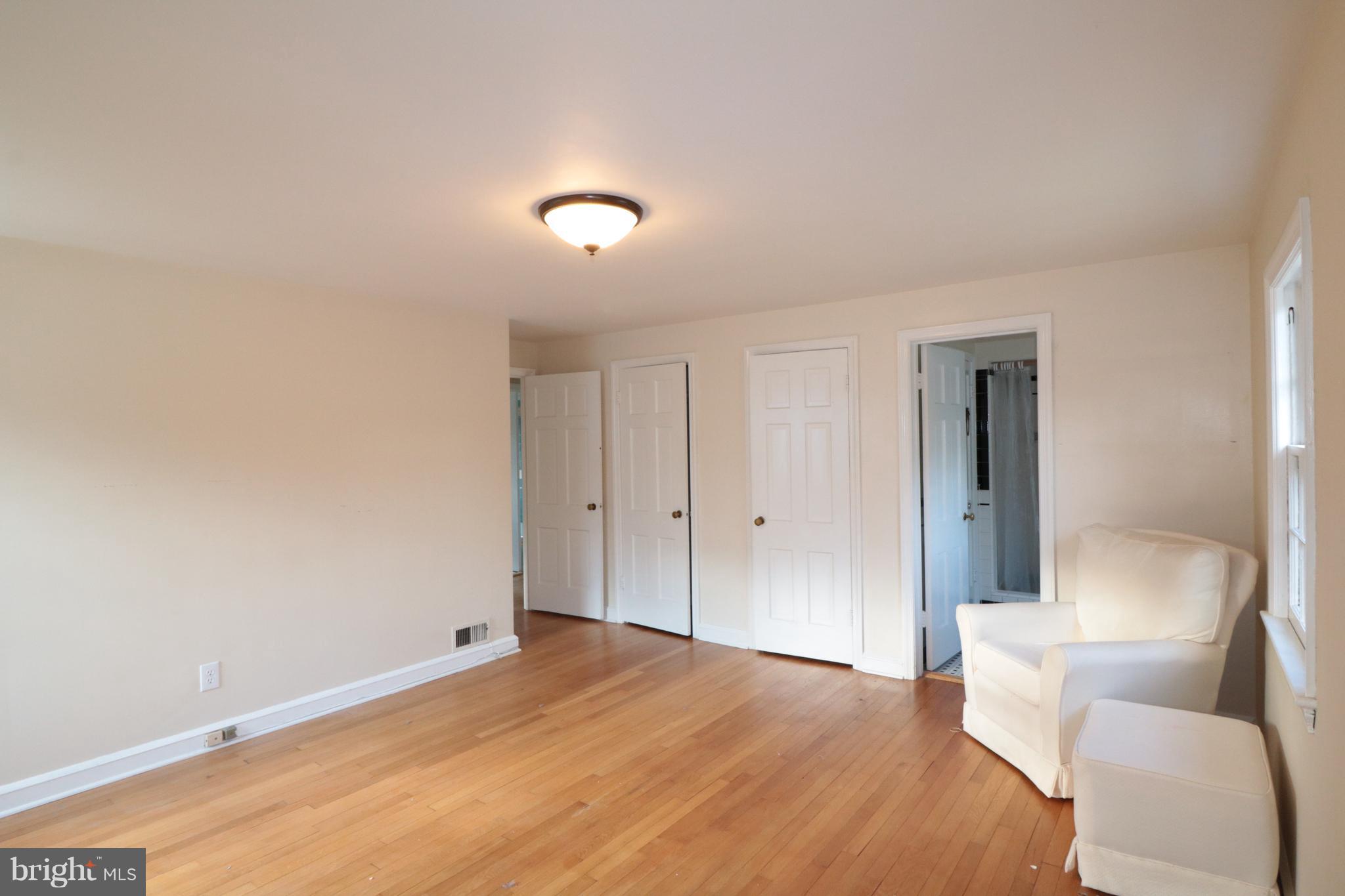 4902 Jamestown Road Bethesda, MD 20816 - Photo 15 of 22 Gallery Image 15