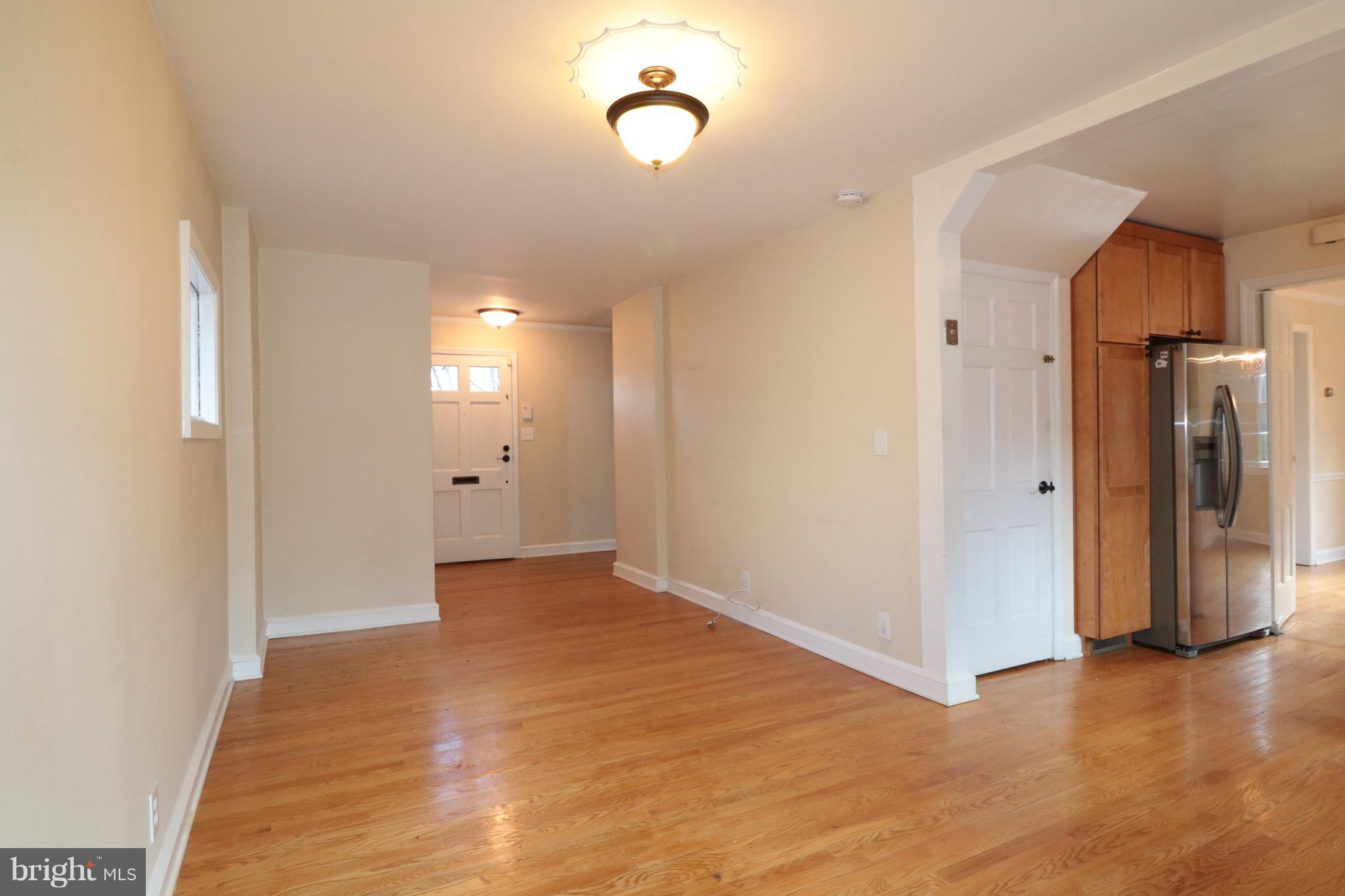 4902 Jamestown Road Bethesda, MD 20816 - Photo 6 of 22 Gallery Image 6