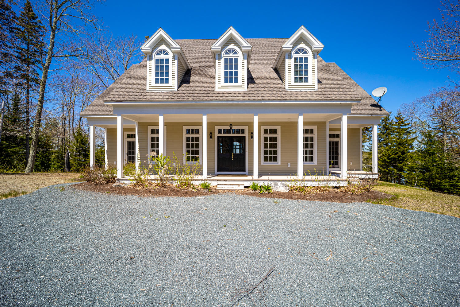 239 Harriman Point Road Brooklin, ME 04616 - Photo 1 of 62 Front of House 4