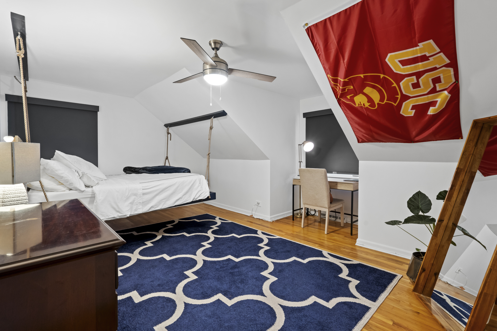 1713 East Thomas Road Wheaton, IL 60187 - Photo 34 of 55 a living room with rug and wooden floor