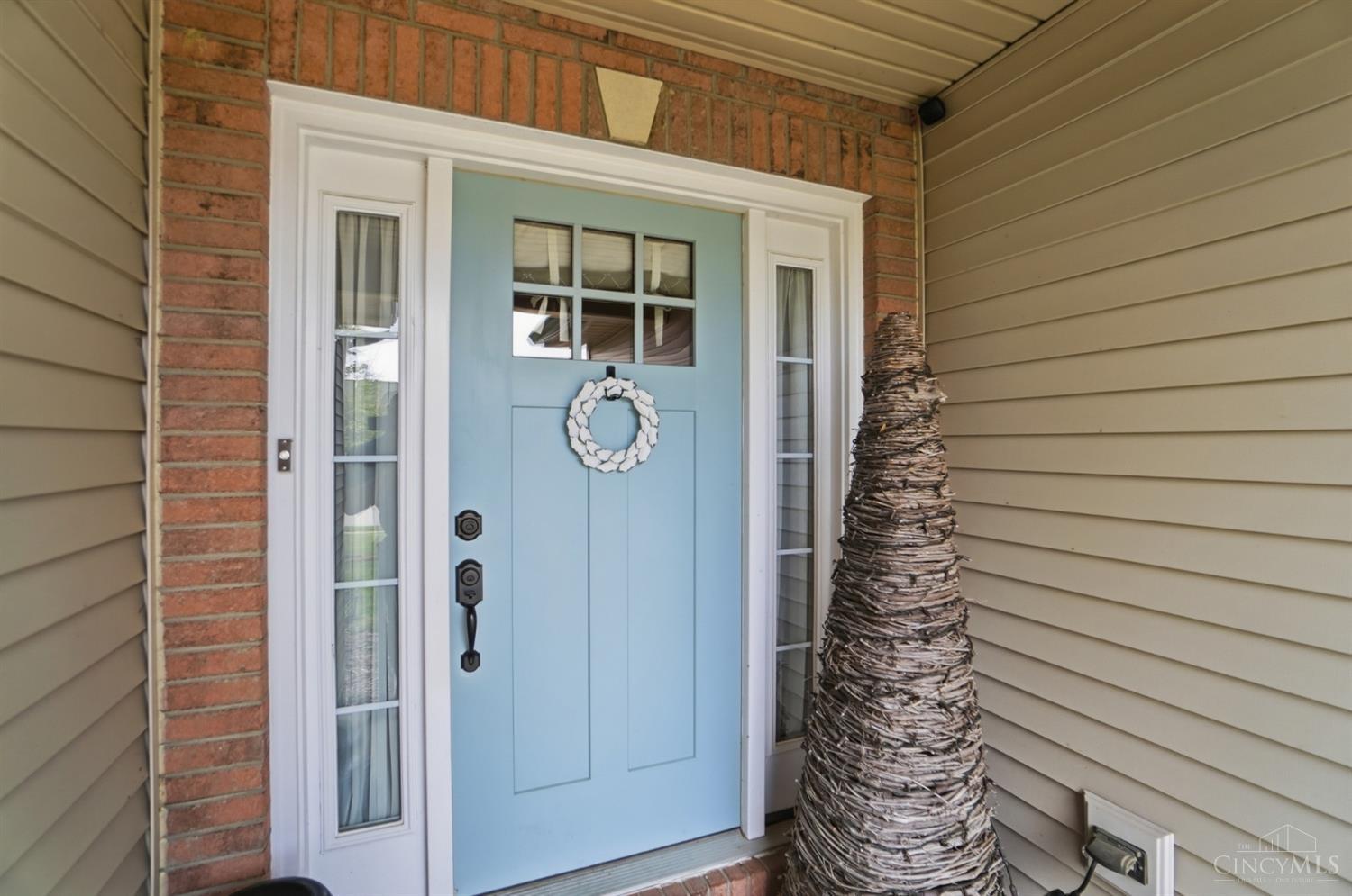 1503 Meadow Ridge Circle Wilmington, OH 45177 - Photo 5 of 65
