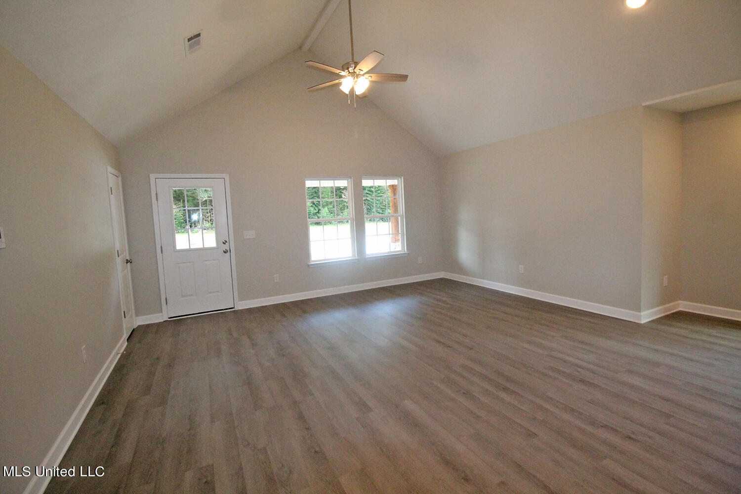 101 East V Lowery Road Lucedale, MS 39452 - Photo 4 of 28 1 (4)