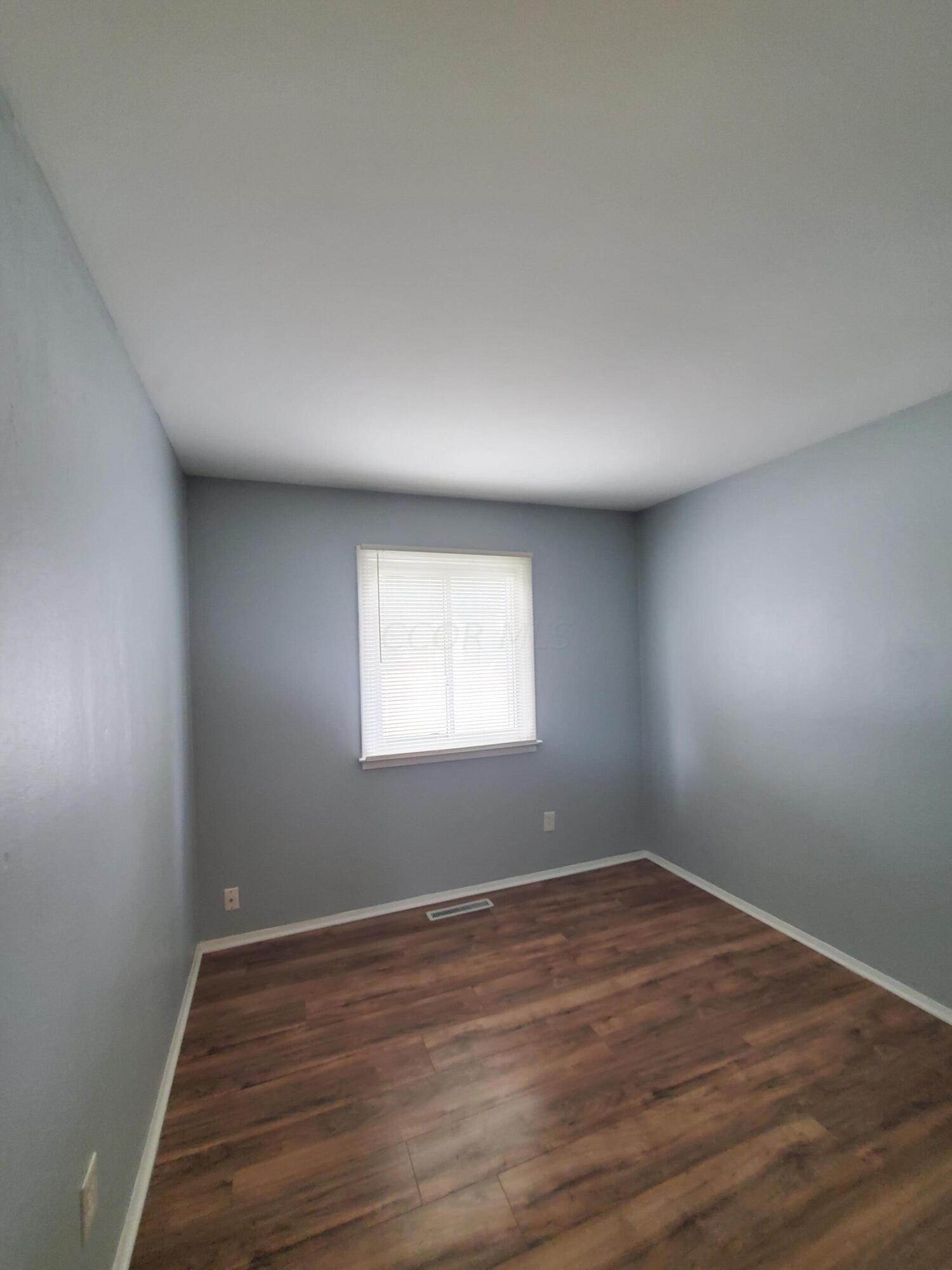 2588 Nona Road Columbus, OH 43207 - Photo 13 of 20 20240826_142034
