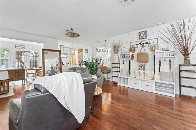 $695,000 | 3211 Town Avenue, New Port Richey, FL 34655