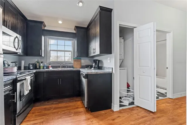 $695,000 | 3211 Town Avenue, New Port Richey, FL 34655