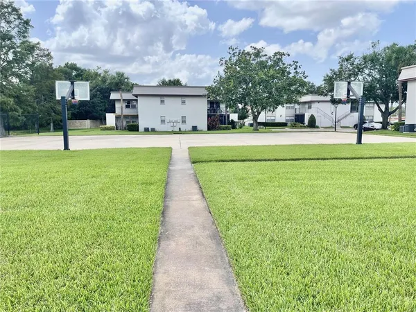 $1,750 | 80 Windtree Lane, Unit 203, Winter Garden, FL 34787