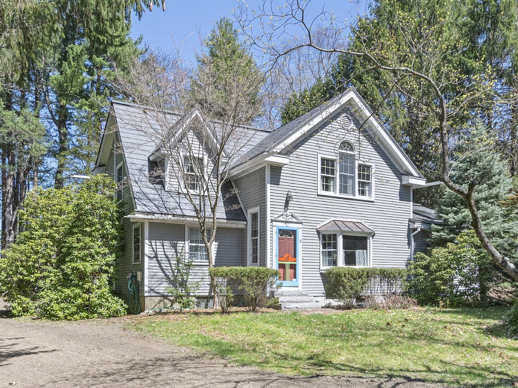 8 Hayward Road Wayland, MA 01778 - Photo 1 of 40 Gallery Image 1