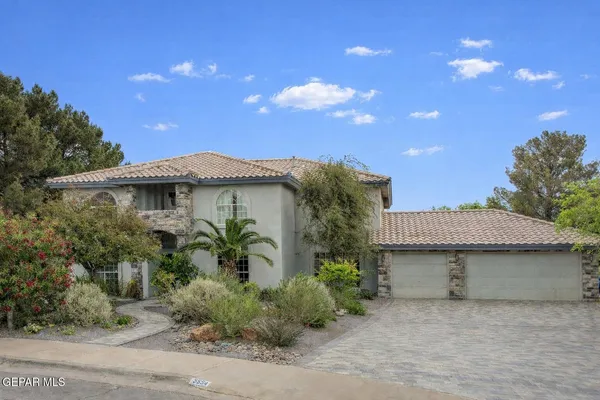 $825,000 | 5554 Buckley Drive, El Paso, TX 79912
