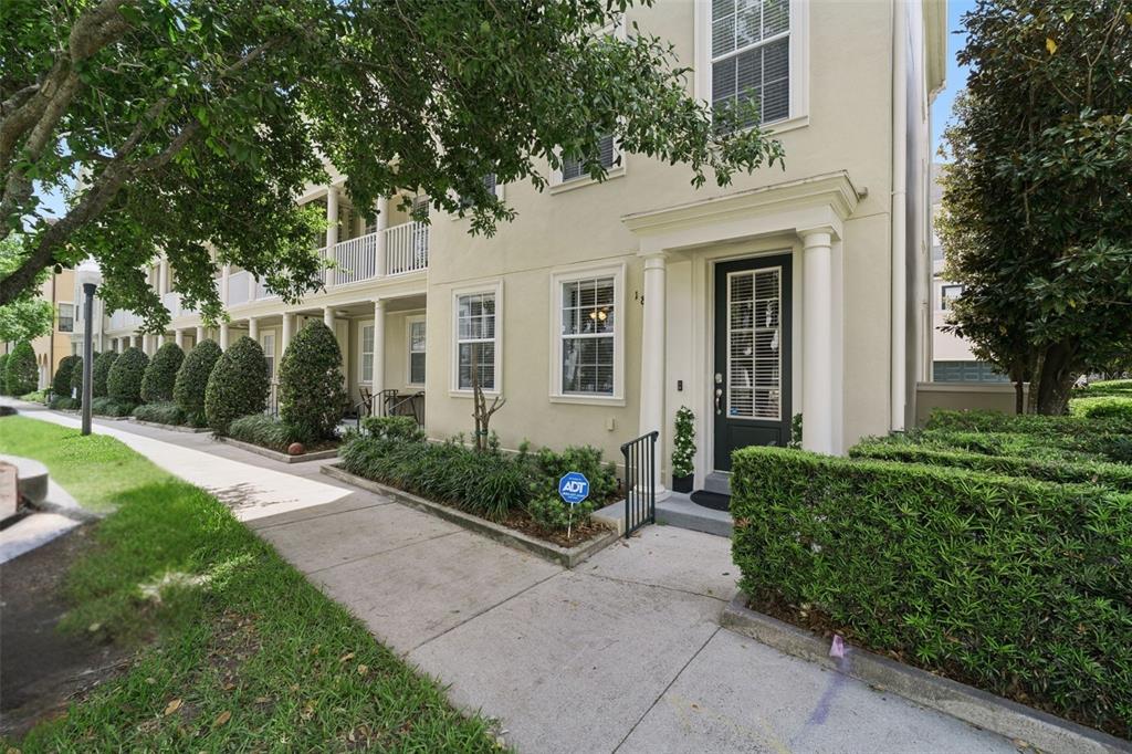 1894 Prospect Avenue Orlando, FL 32814 - Photo 3 of 38