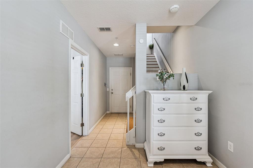 1894 Prospect Avenue Orlando, FL 32814 - Photo 6 of 38