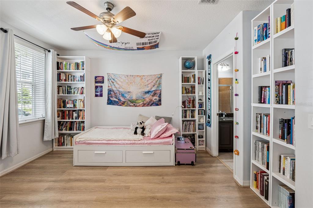 1894 Prospect Avenue Orlando, FL 32814 - Photo 7 of 38