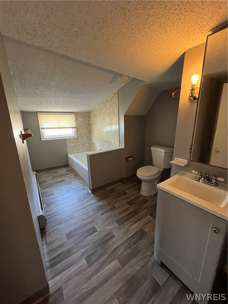 17 Edith Street Tonawanda, NY 14150 - Photo 31 of 43 Upper bathroom