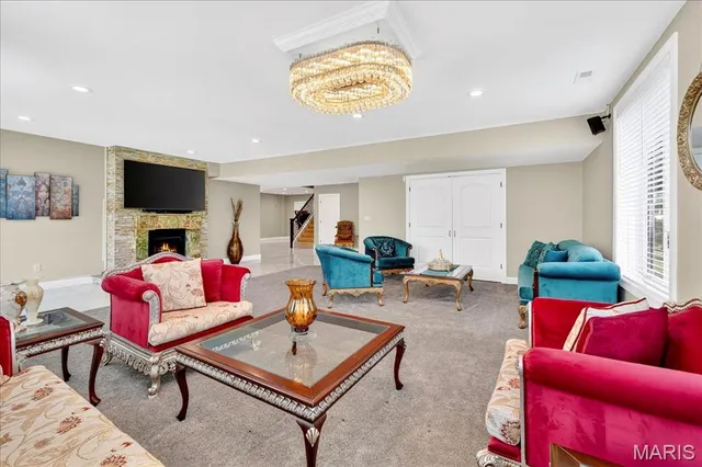 $3,200,000 | 13354 Thornhill Drive, St. Louis, MO 63131