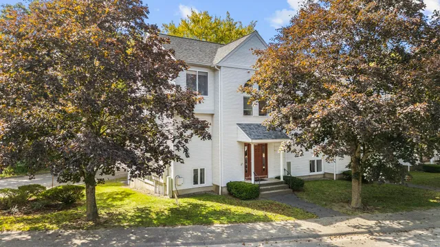 $150,000 | 103 Hamden Avenue, Unit B, Waterbury, CT 06704