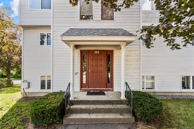 $150,000 | 103 Hamden Avenue, Unit B, Waterbury, CT 06704