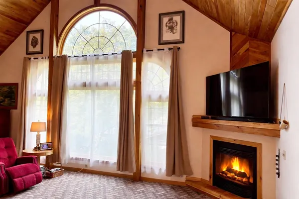 $494,900 | W5807 Robinson Road, Tomahawk, WI 54487