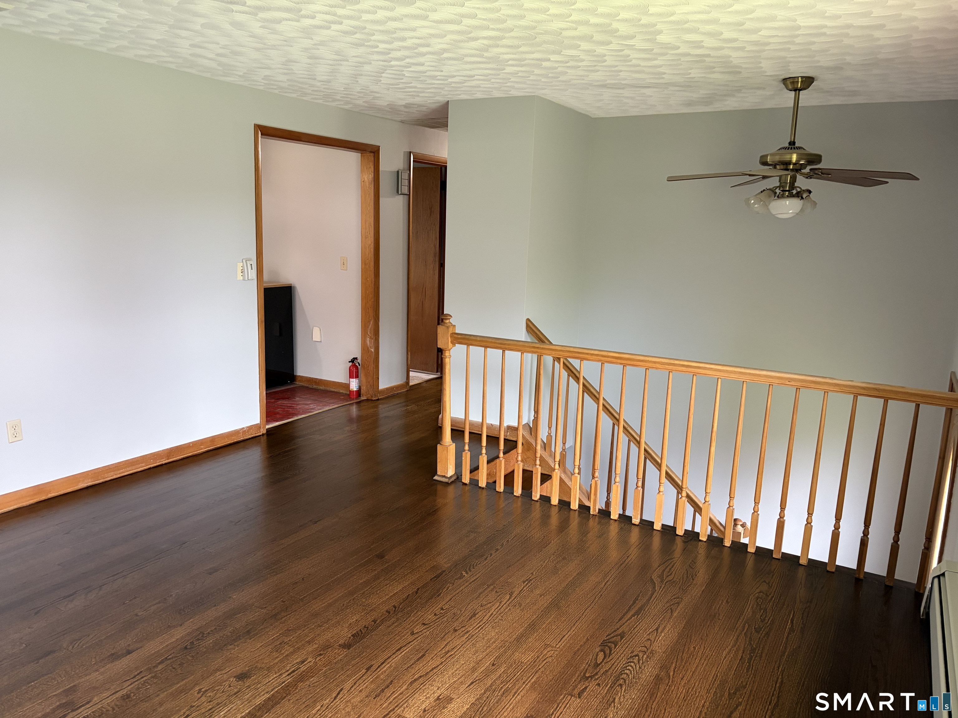 577 Old Post Road Tolland, CT 06084 - Photo 5 of 16